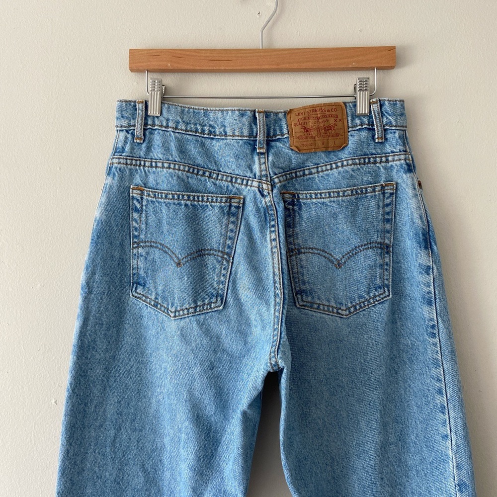 Vintage Levi’s 550 💙